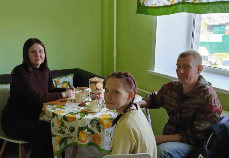В рамках проекта "Психологическая кухня" сегодня в нашем Центре прошло насыщенное и значимое занятие, посвященное гармонизации детско-родительских отношений.
