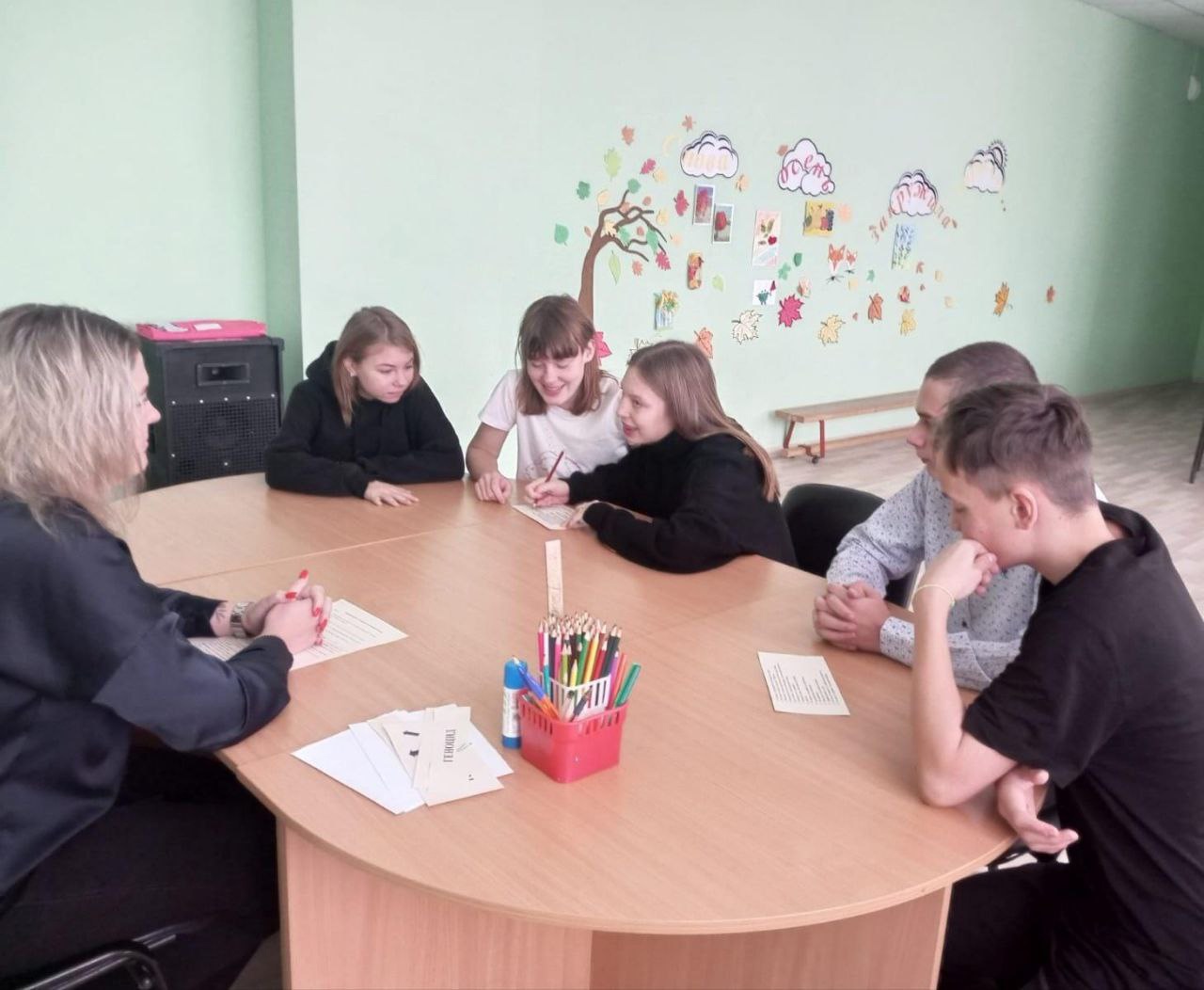 Из рубрики «Правовой диалог» – «Экстремизм в молодежной среде».