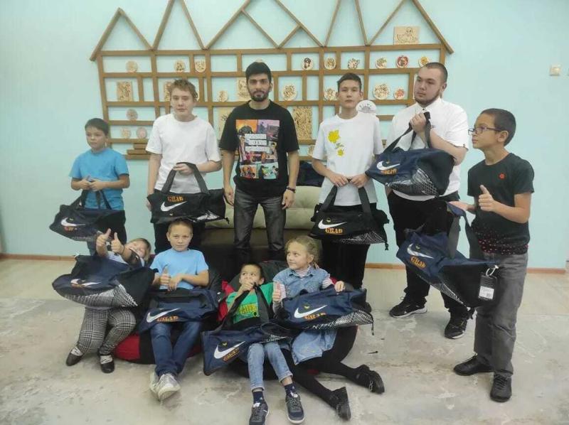 Наш центр посетил настоящий чемпион — Вазир Тамоян!