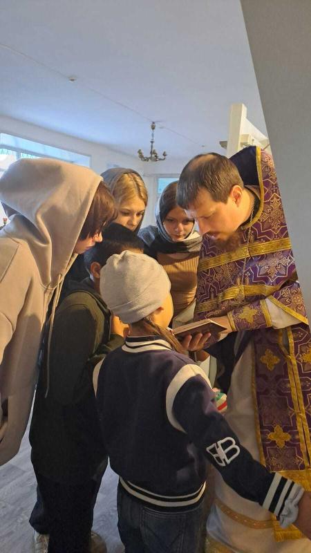 Незабываемое путешествие в мир духовной культуры совершили наши ребята, посетив Благовещенский храм города Кургана. 