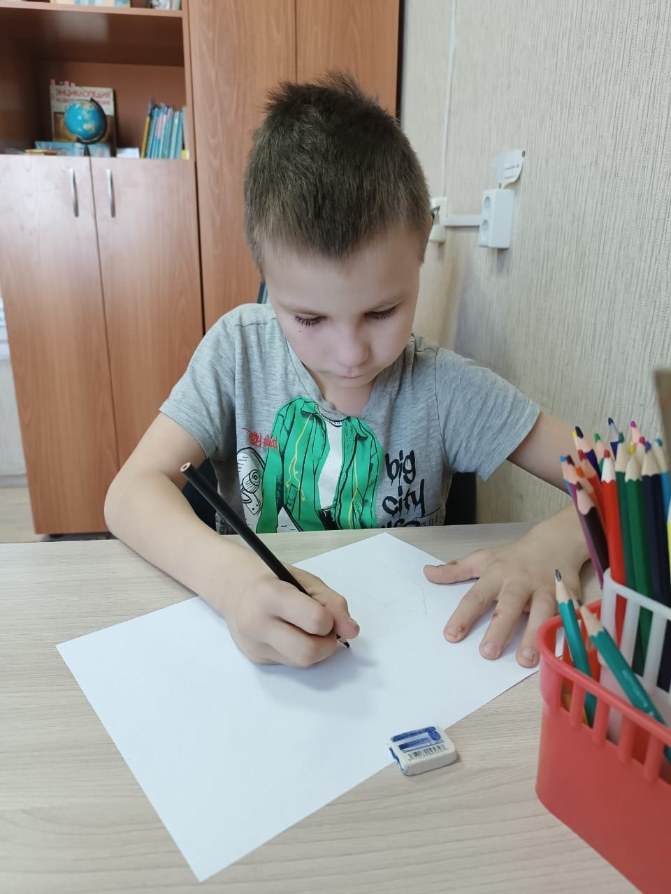 Дети гораздо реже говорят о своих проблемах, возможно, потому, что реже понимают, что они у них есть.