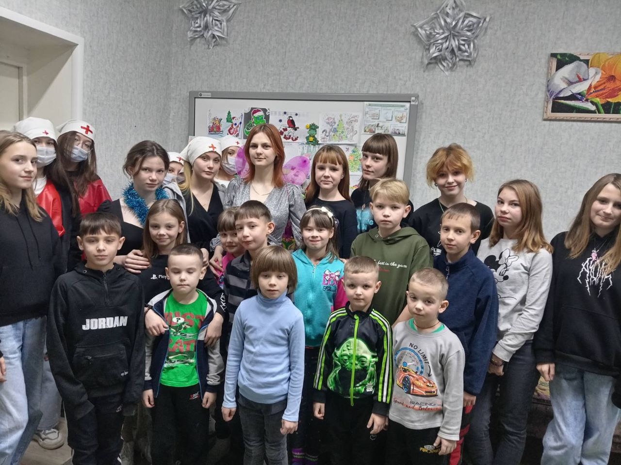 Новый год – самый любимый, долгожданный праздник для всех детей. И на этой неделе для наших воспитанников уже началось новогоднее волшебство.