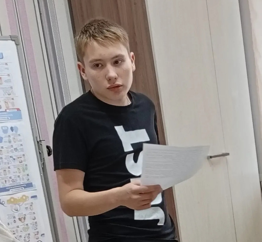 В рамках воспитательского часа состоялась оживленная дискуссия на тему "Твои друзья, твоя уличная компания. Как попадают в преступную группу? "