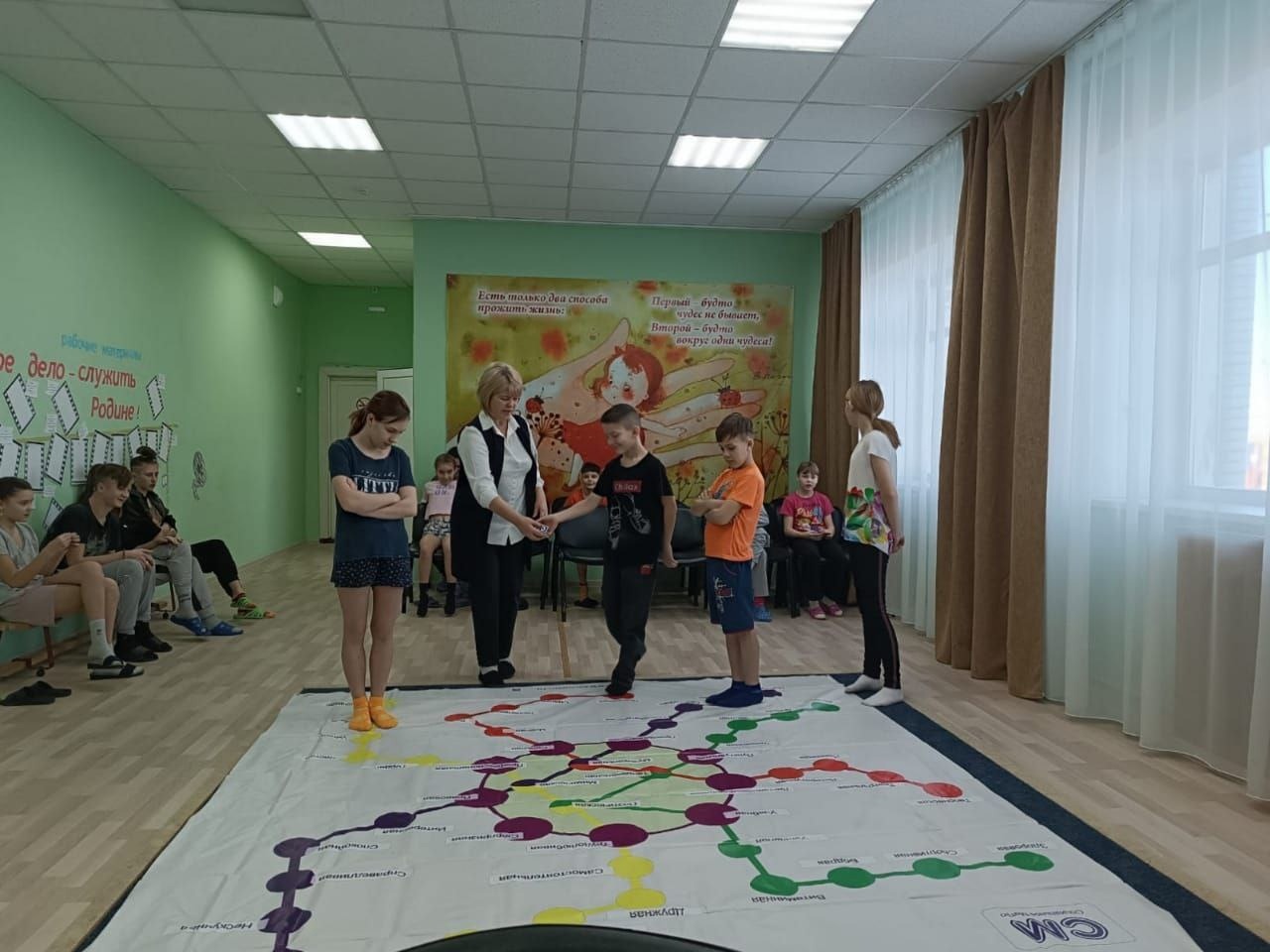 "Социальное метро" - игра, направленная на сплочение коллектива, профилактику деструктивного и девиантного поведения.