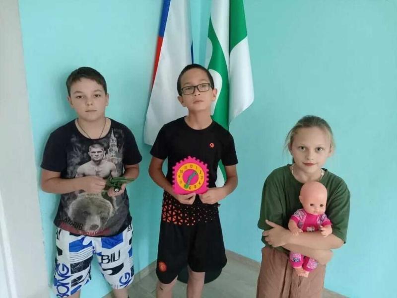 Для ребят прошло увлекательное занятие "Мир моих интересов".