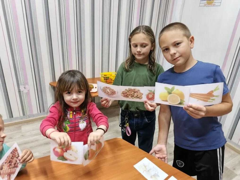 Наши юные исследователи приняли участие в увлекательной викторине «Секреты здоровья»!