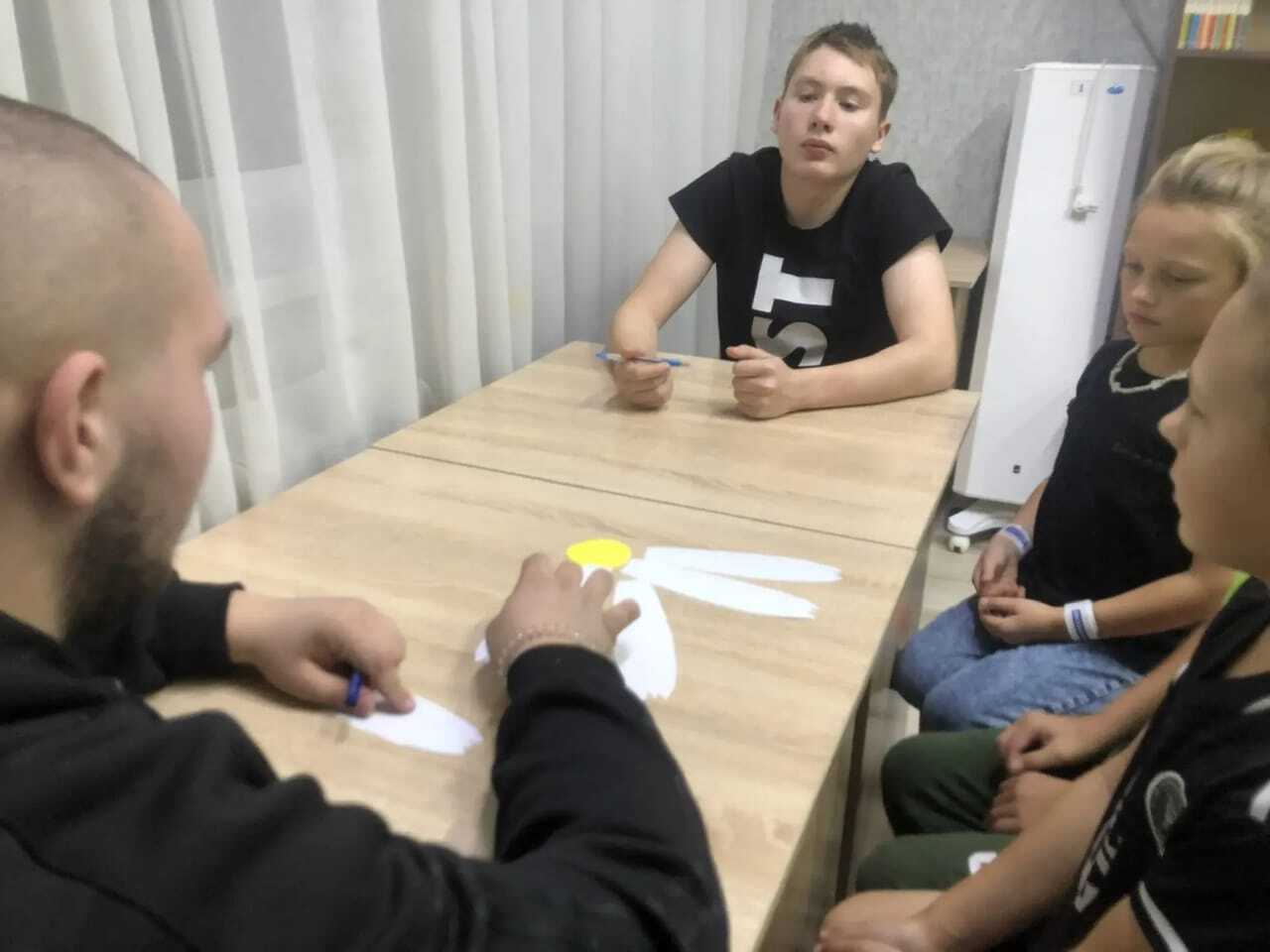 На воспитательском часе воспитанники узнали о своих правах, которые прописаны в Декларации и Конвенции о правах ребёнка.