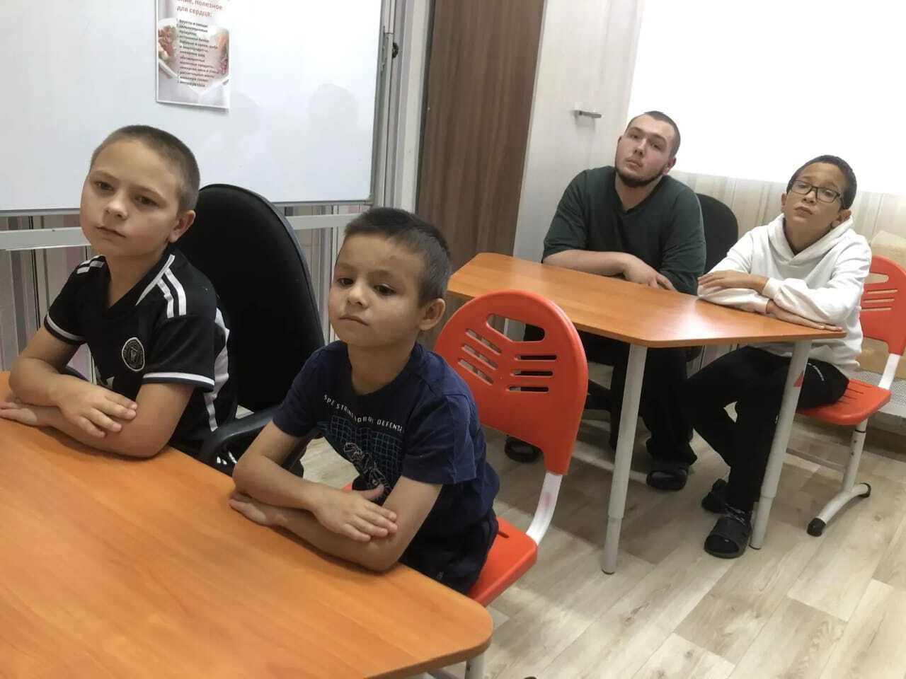 В нашем центре прошло познавательное мероприятие — дидактическая игра «Как защитить себя от болезней»!