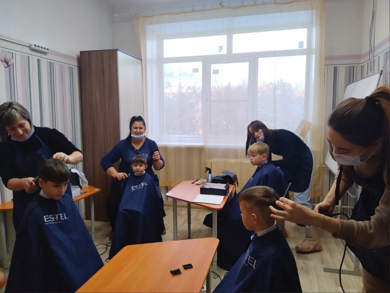Студенты КТСиТ Курганский техникум сервиса и технологий под руководством Турищевой Людмилы Александровны приехали к нам во всеоружии. Студенты КТСиТ Курганский техникум сервиса и технологий под руководством Турищевой Людмилы Александровны приехали к нам во всеоружии.