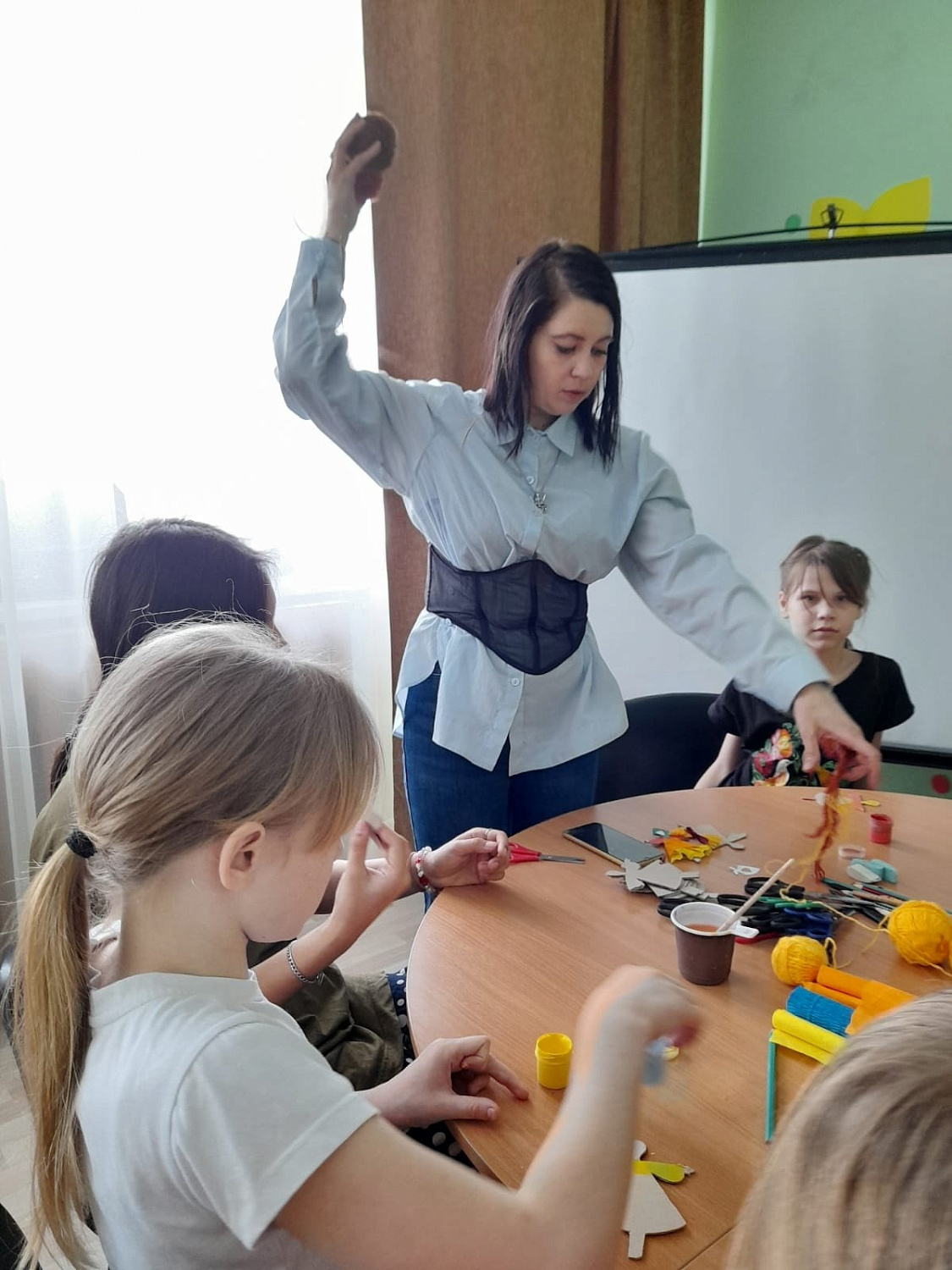 В последний день масленичной недели — Прощеное воскресенье — традиционно сжигают чучело, что знаменует собой проводы зимы и встречу весны. 