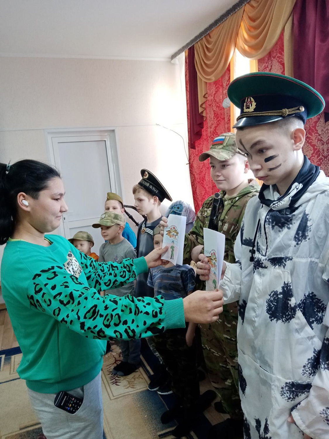 Ежегодно мы отмечаем праздник – день защитника отечества.