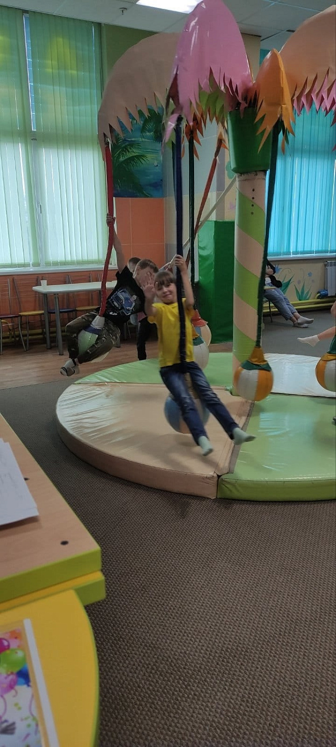 Сегодня ещё один человек доказал нам, что рядом много неравнодушных взрослых, желающих сделать будни наших воспитанников интересными и насыщенными.