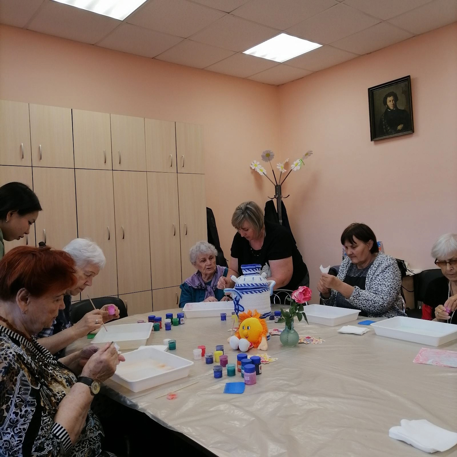 В преддверии Международного Дня пожилого человека, мы в гостях в Лесниковском доме-интернате для престарелых и инвалидов.