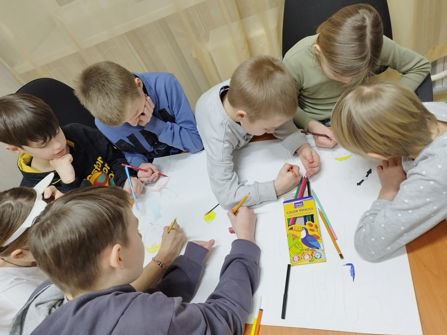 Здоровый образ жизни (ЗОЖ) — набор привычек и действий, способствующих укреплению и сохранению здоровья, профилактике болезней и укреплению человеческого организма в целом.